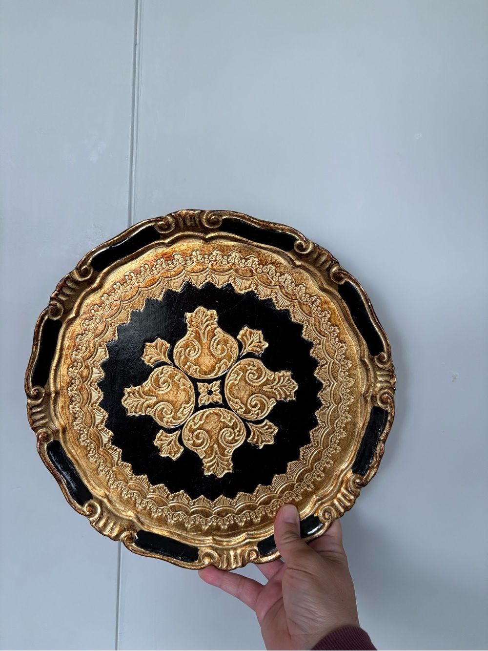 Florentine Carved Gilded Wood Circle Tray, Made in Italy 11”
